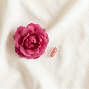 Invisilube · Lubricante Íntimo en Cápsulas con Rosa · vista 3